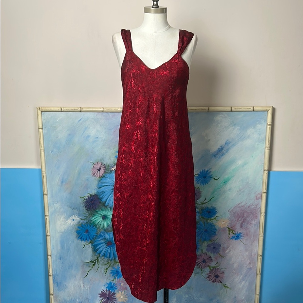 Vintage Private Luxuries Jacquard Red Sleeveless Slip with side slit size S | M